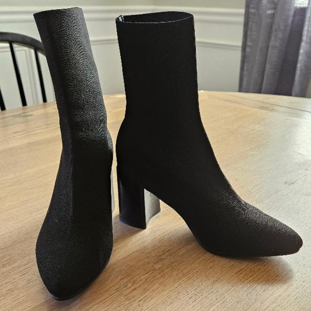 Blondo Pull On Booties